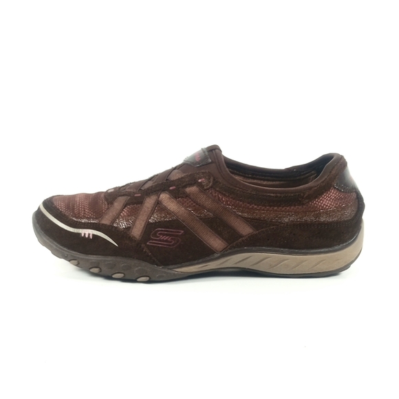 Skechers Relaxed Fit Plus, women's 6.5, brown, slip on sneakers. - Picture 4 of 10